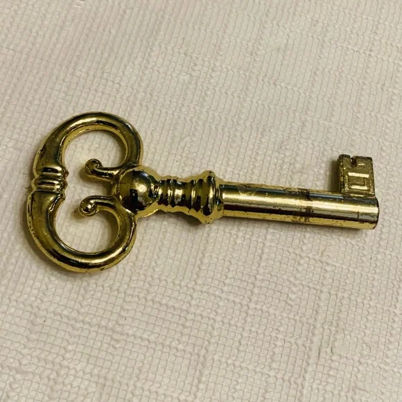 VINTAGE BRASS FELHOOD/ Ridgeway Grandfather Clock Door Key Clocks Prior 2004 - Picture 3 of 9